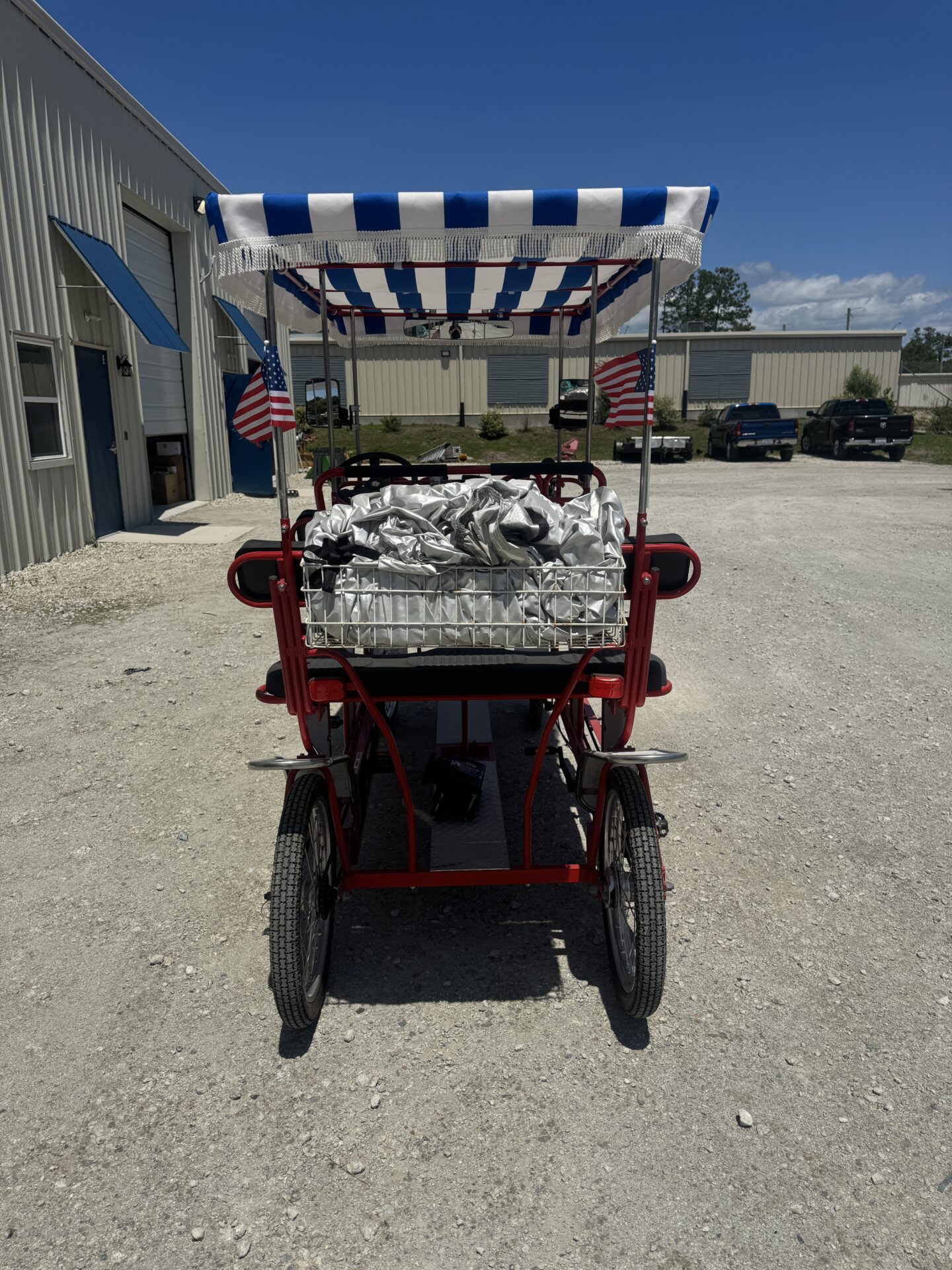 
								Not Specified Surrey Bike 4 Seater full									