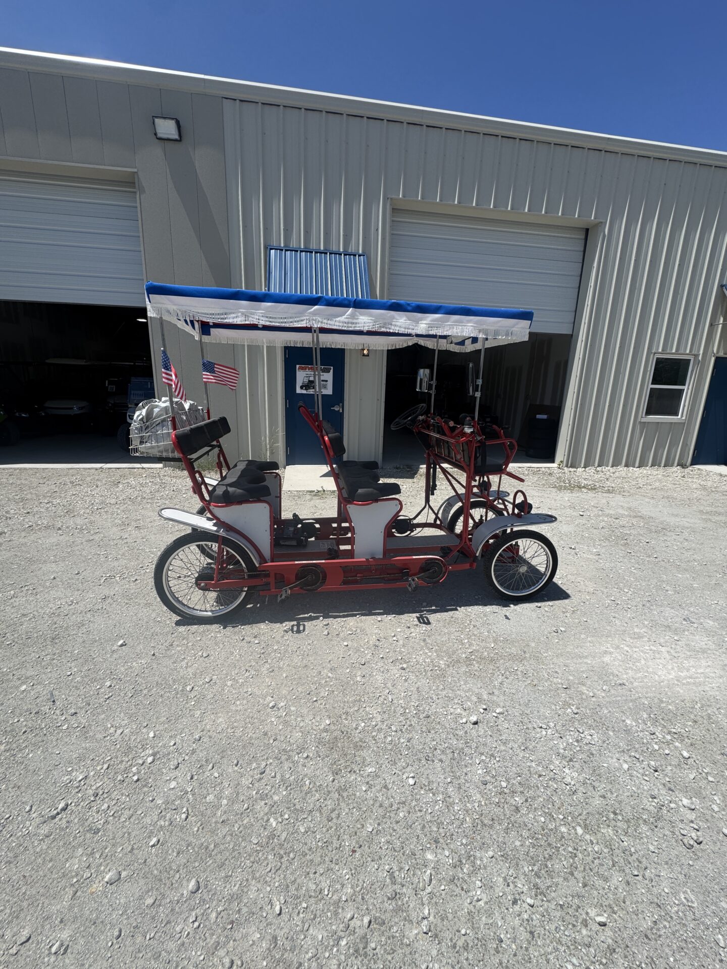 
								Not Specified Surrey Bike 4 Seater full									