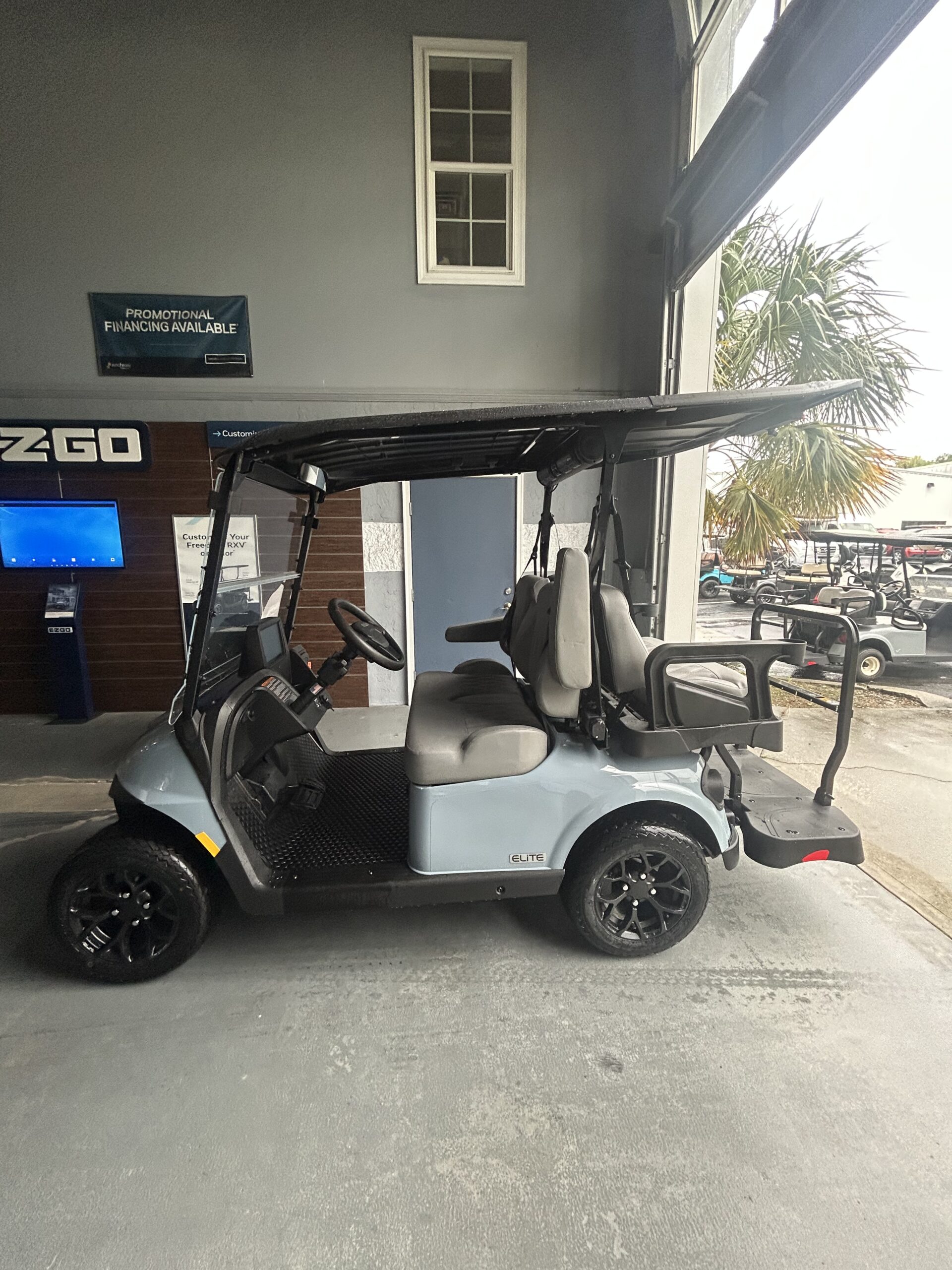 2026 E-Z-GO RXV 4 Touring STL Elite Lithium
