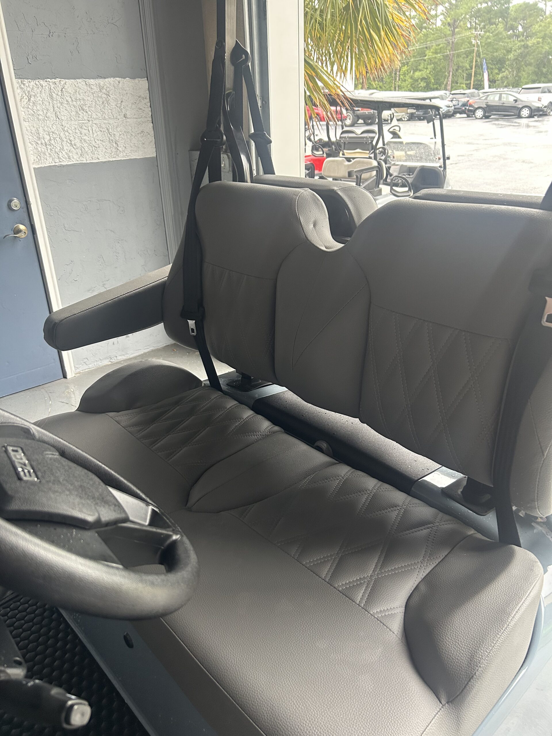 2026 E-Z-GO RXV 4 Touring STL Elite Lithium