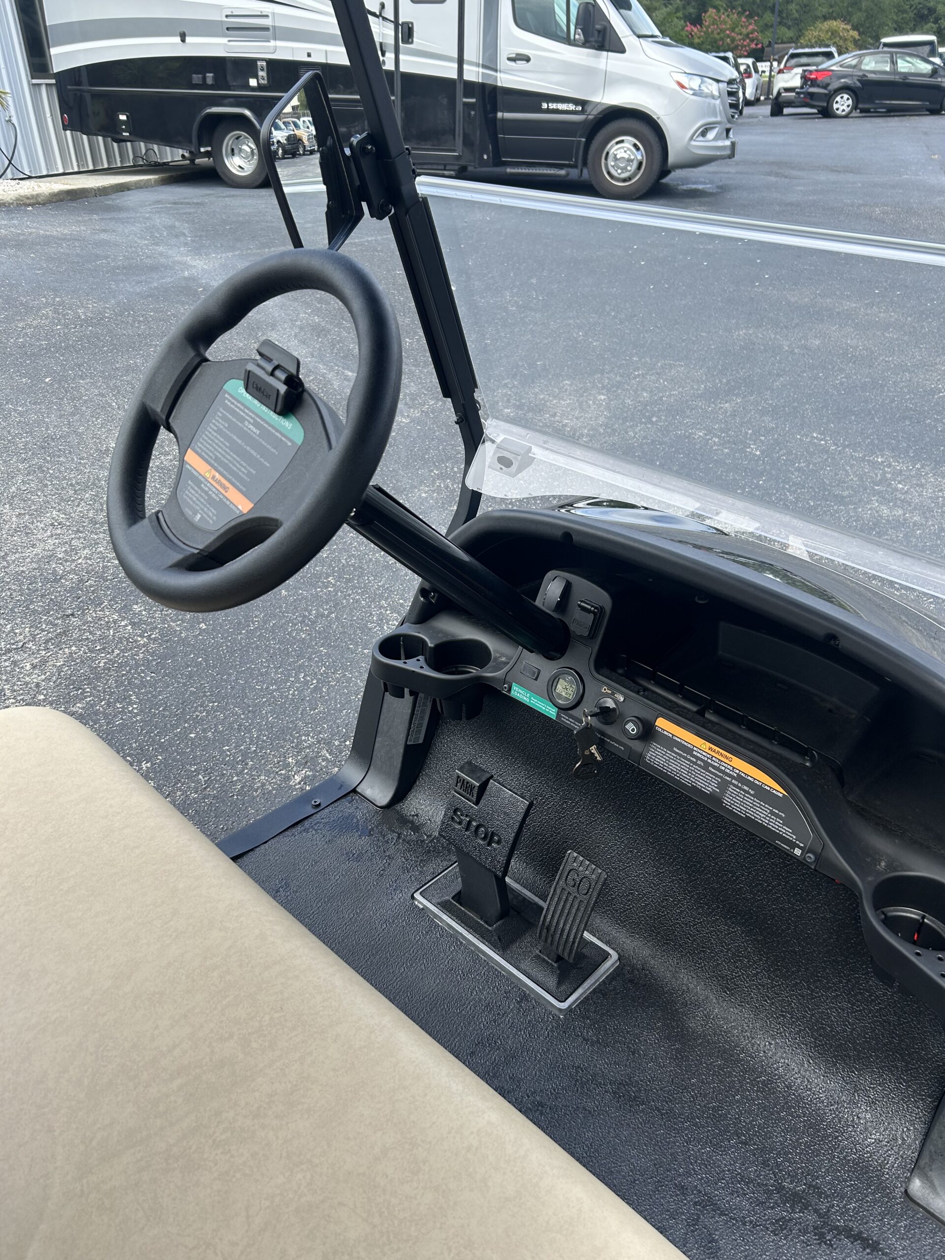 
								Club Car full									